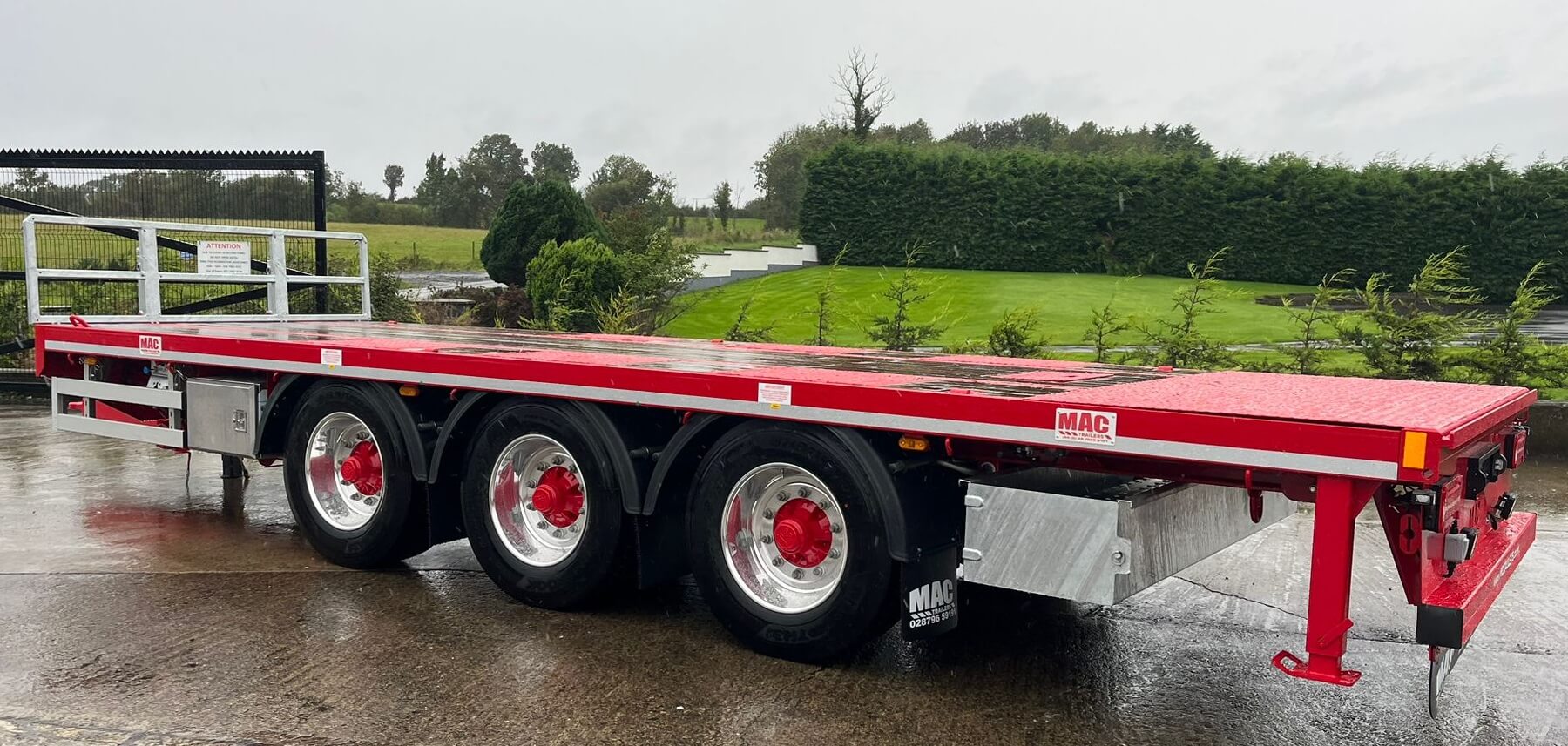3-Axle Flatbed McCauley Trailers - 3-Axle Flatbed